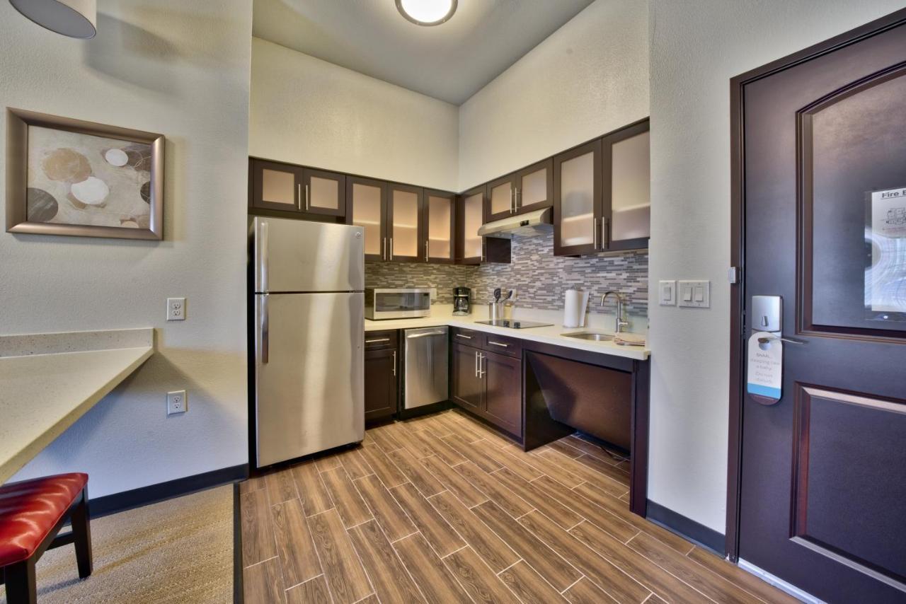 Staybridge Suites Lubbock South By Ihg Room photo